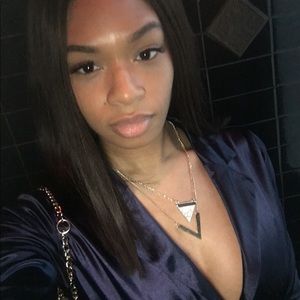 Meet your Posher, Kayla